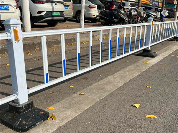 市政护栏网