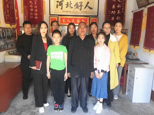 致敬榜样·传递善意